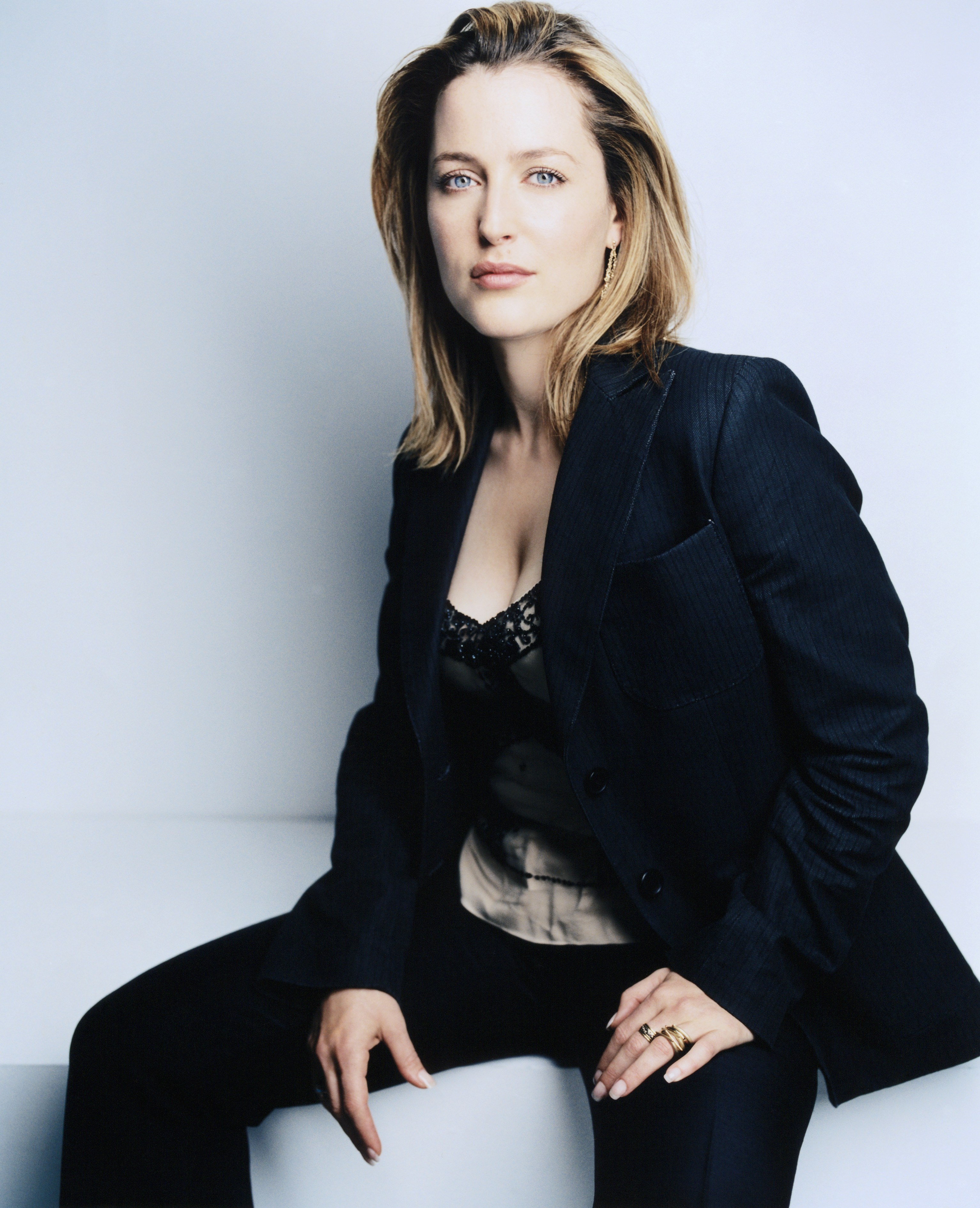 Gillian Anderson 562